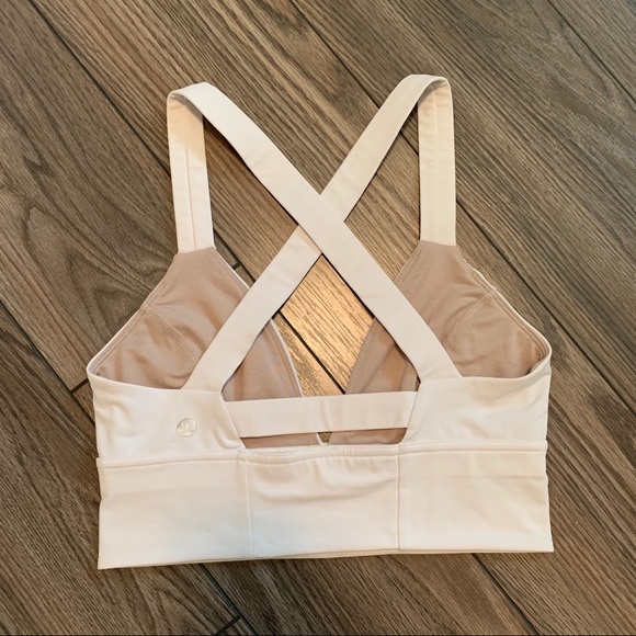 Lululemon Bra/Crop - Picture 2 of 2